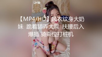 你的专属小女友，双马尾超级嫩小萝莉，美臀长腿拔掉裤子一顿捏