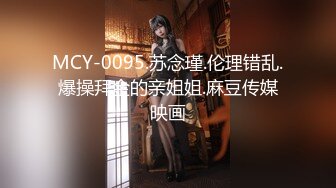 《鑫仔探花》丰满美臀小少妇，摸摸屁股扣骚穴，按头深喉口交，扶着大白屁股爆操，双腿肩上扛抽插