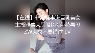 国产TS美妖约炮朋友和其女友，帅哥美女美妖三性人混交在一起杂交互相吃下面，场面好舒适 爽爆了!