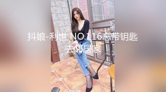 后入小骚货女友，兴致上来了还求我打她屁股