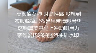 kcf9.com-推特喜欢撸铁健身的精神小伙约会苗条长发美女小姐姐，电玩城玩够路边车震，高潮喷水湿了一地嗲叫不停还说好爽