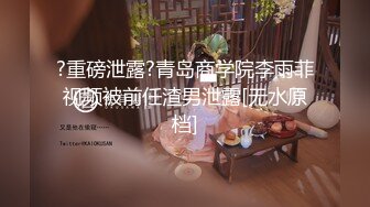 狂舔粉色可口的阴唇，让我欲罢不能