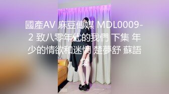 【新片速遞】 大眼萌妹子了露脸丰满模特身材，吊钟奶子露脸自慰特写掰穴原生态逼逼