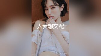   清纯大学美女玩车震被艹到尿急 在车上用袋子装尿