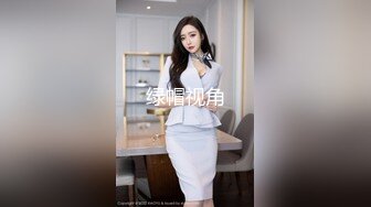 和哥们踢了球忍不住找人妻来玩