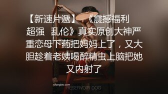 哺乳期鸭舌帽御姐，高颜值很时尚，挤压大奶乳汁喷射，振动棒抽插骚穴，极其淫荡